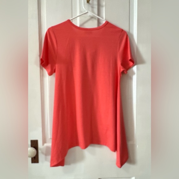 LuLaRoe Vibrant Coral Short Sleeve Tee - Picture 3 of 3